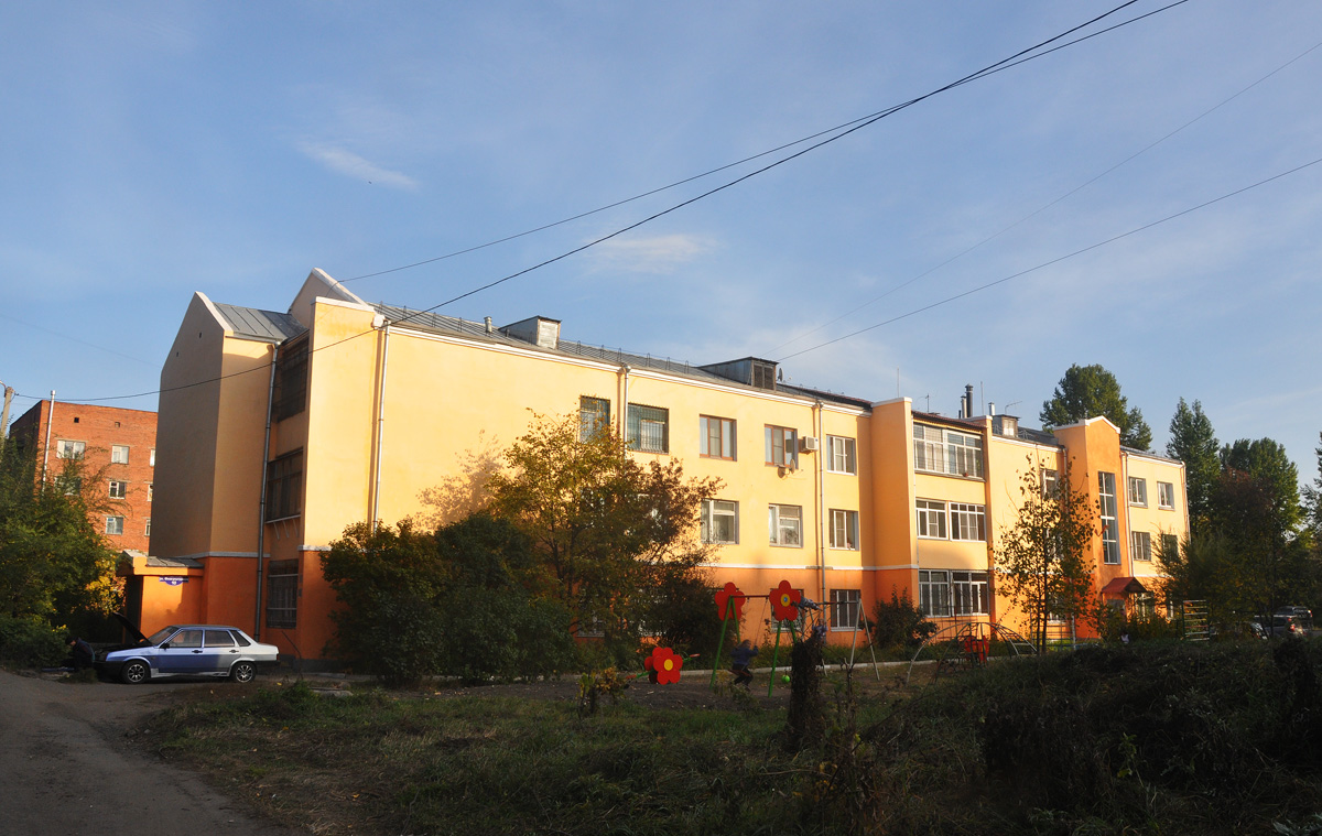 Омск, Физкультурная улица, 10