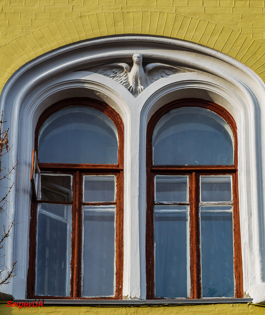 Київ, Андреевский спуск, 2В