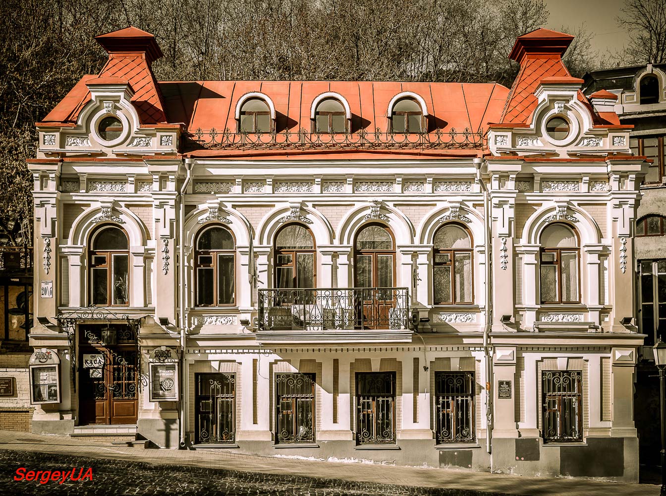 Киев, Андреевский спуск, 20Б