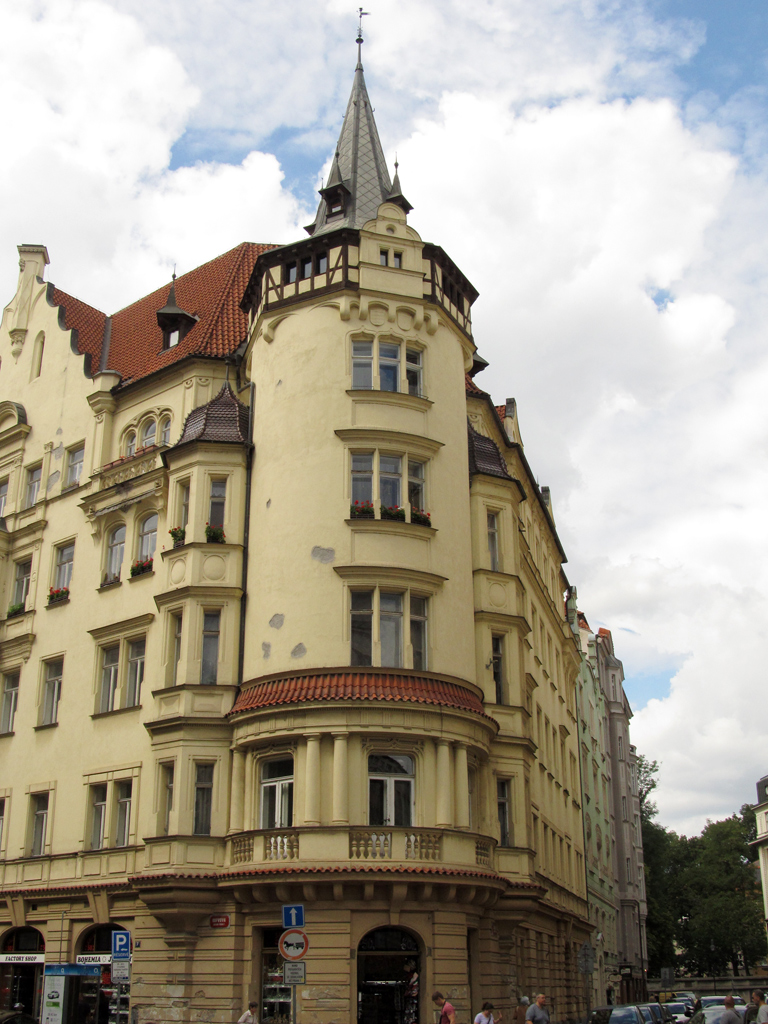 Прага, Kaprova, 18/7 / Žatecká, 18/5