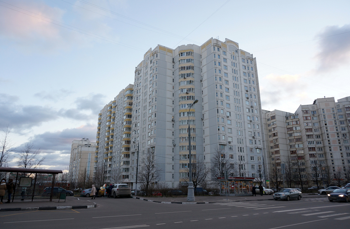 Москва, Улица Адмирала Лазарева, 43