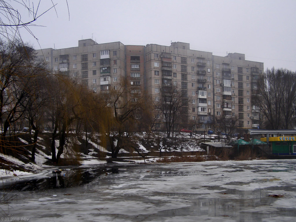 Донецк, Улица Ходаковского, 6; Улица Ходаковского, 4