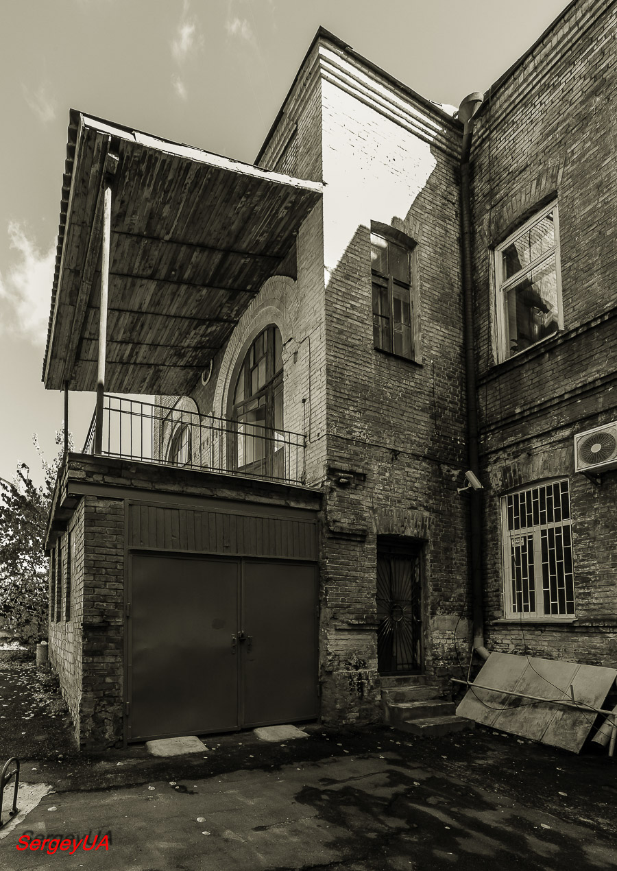 Киев, Пушкинская улица, 32
