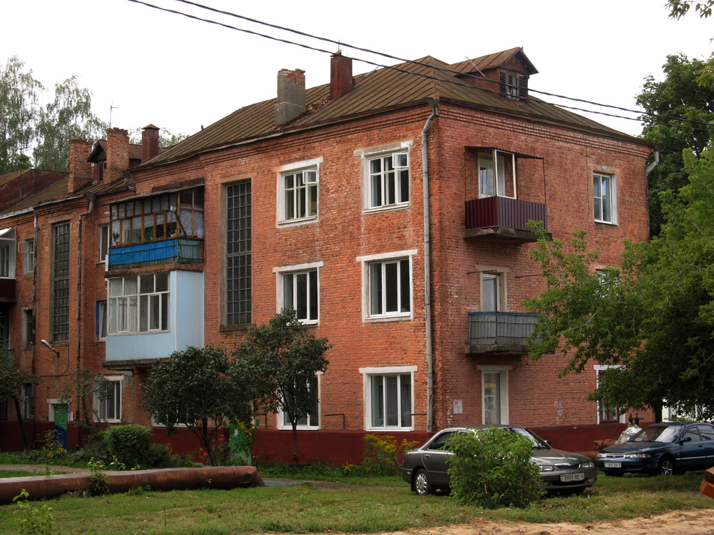 Могилёв, Автозаводская улица, 8