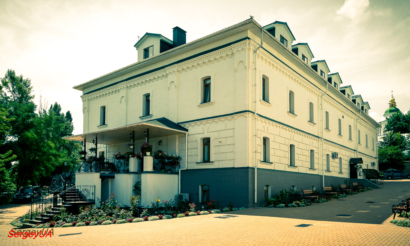 Киев, Лаврская улица, 9 корп. 60