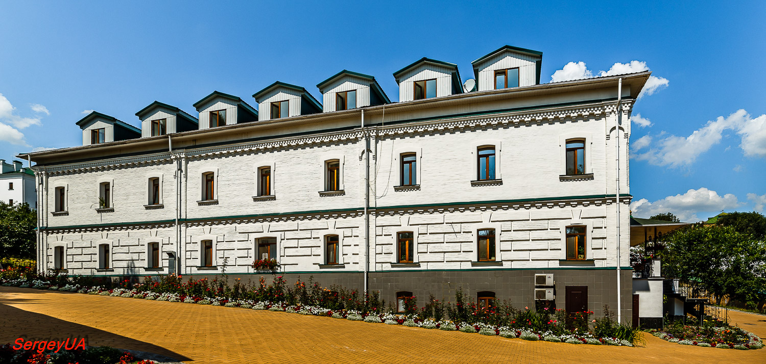 Киев, Лаврская улица, 9 корп. 60