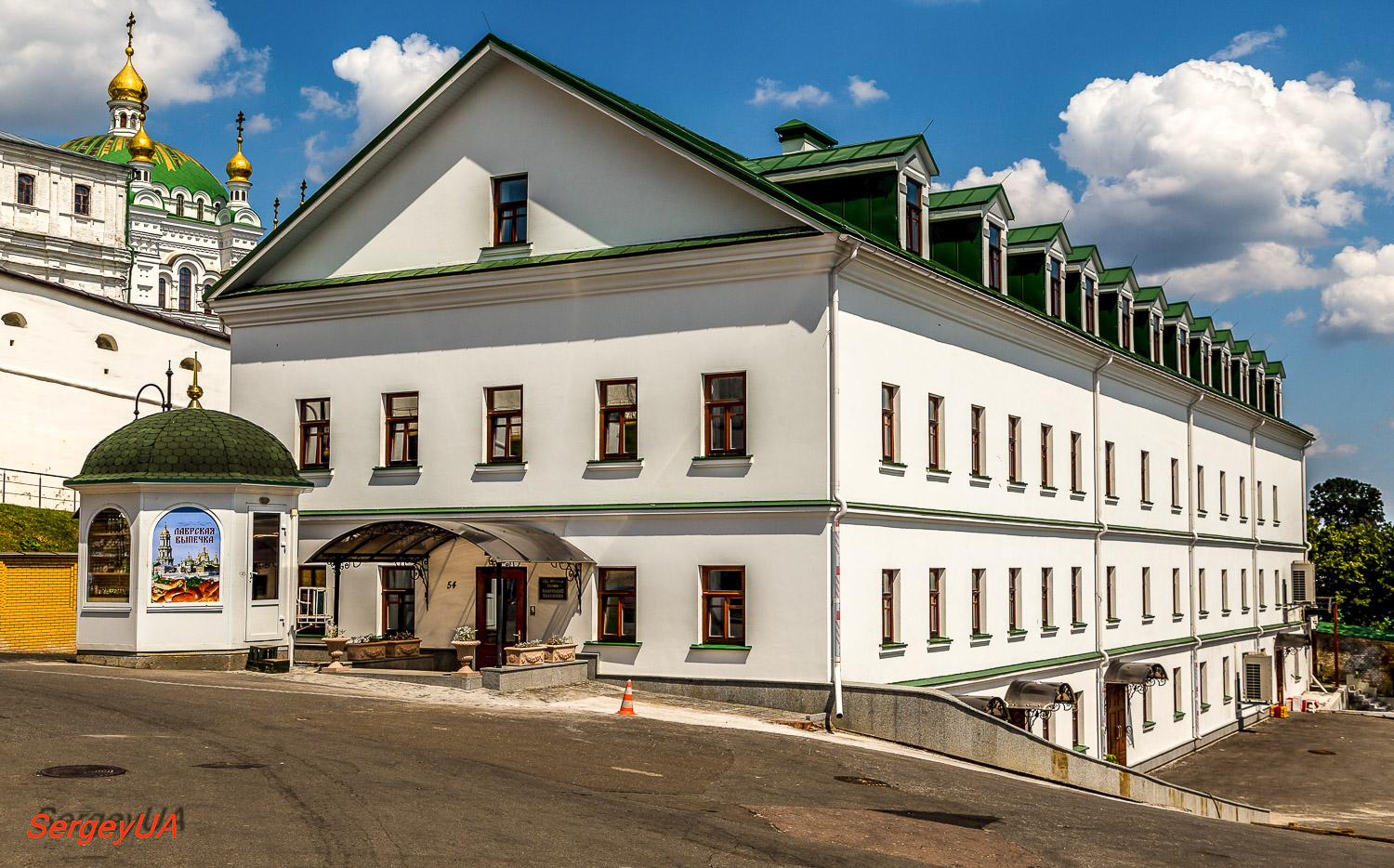 Киев, Лаврская улица, 9 корп. 54