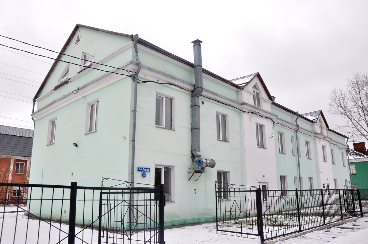 Омск, Улица 8-я линия, 182