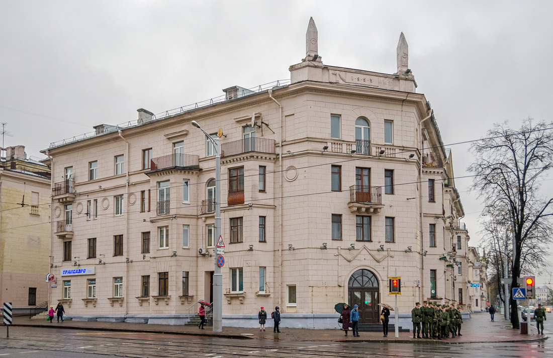 Минск, Улица Свердлова, 26 / Ульяновская улица, 30