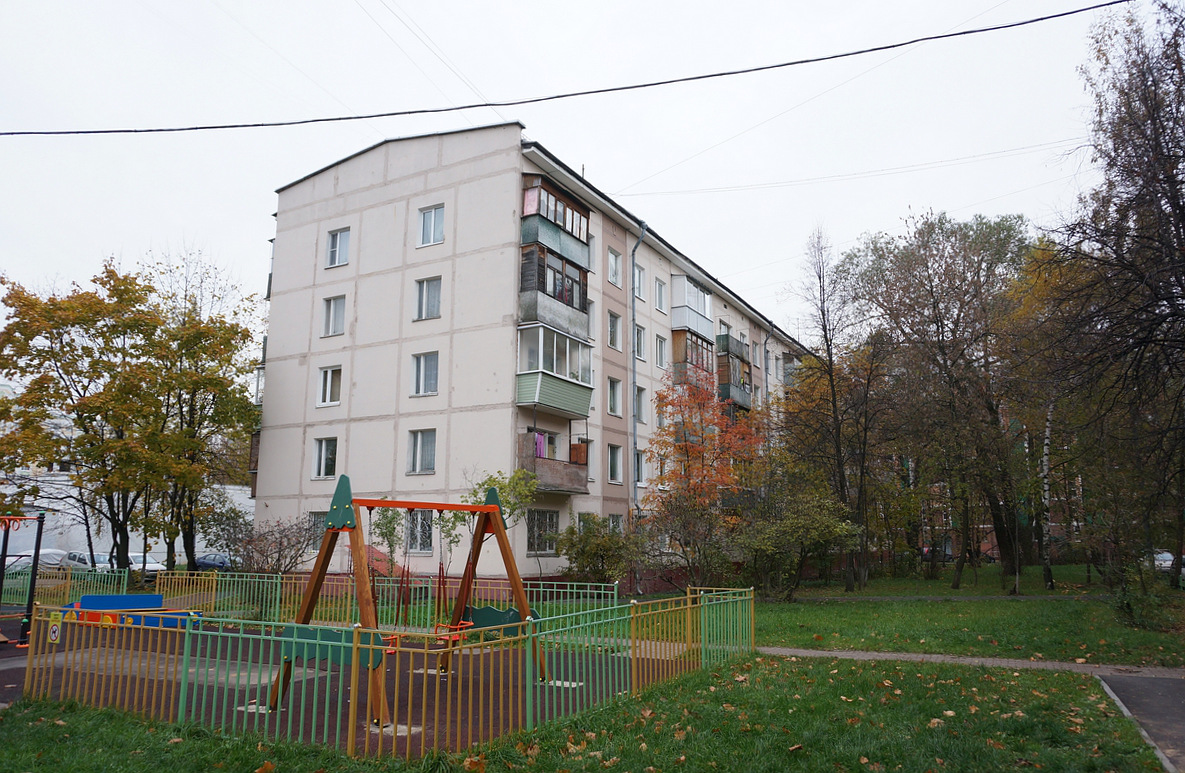 Москва, Ливенская улица, 2