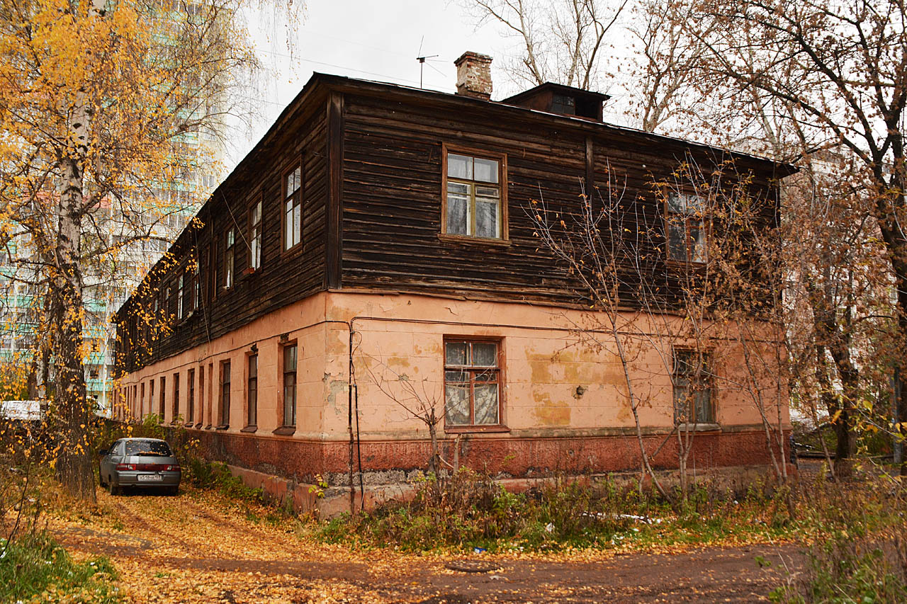 Пермь, Улица Челюскинцев, 8А
