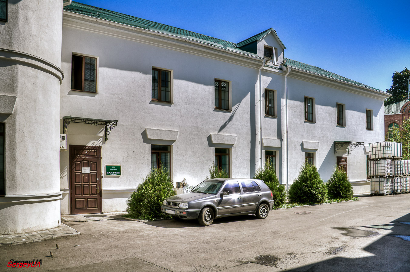 Киев, Лаврская улица, 9 корп. 64А