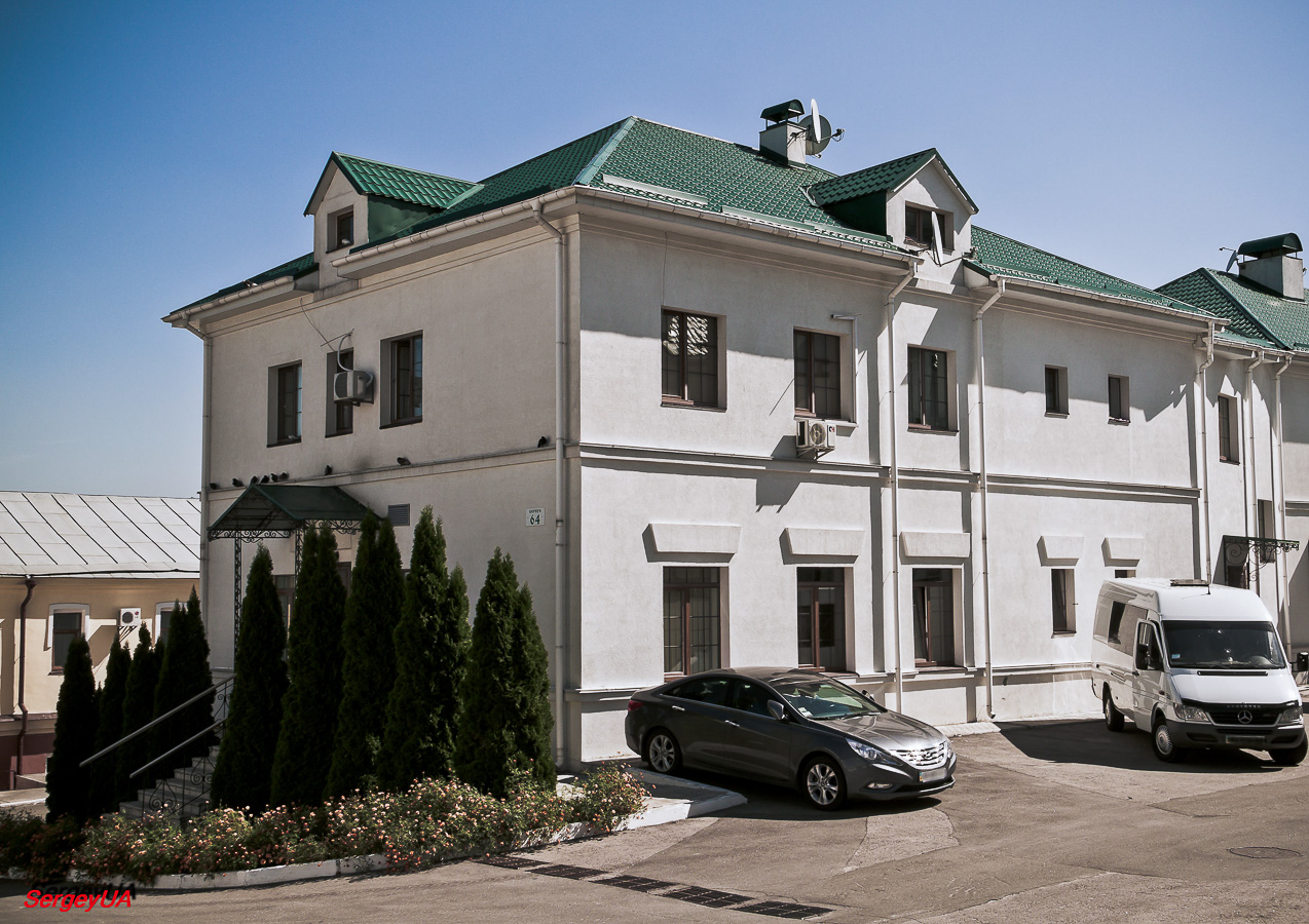 Киев, Лаврская улица, 9 корп. 64А