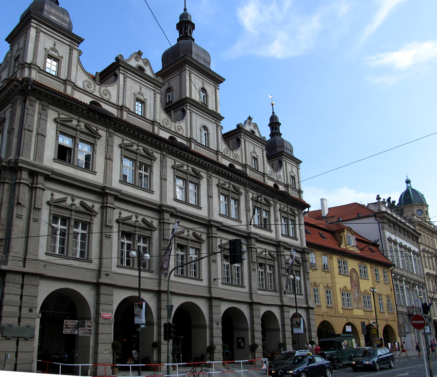 Прага, Malostranské náměstí, 21