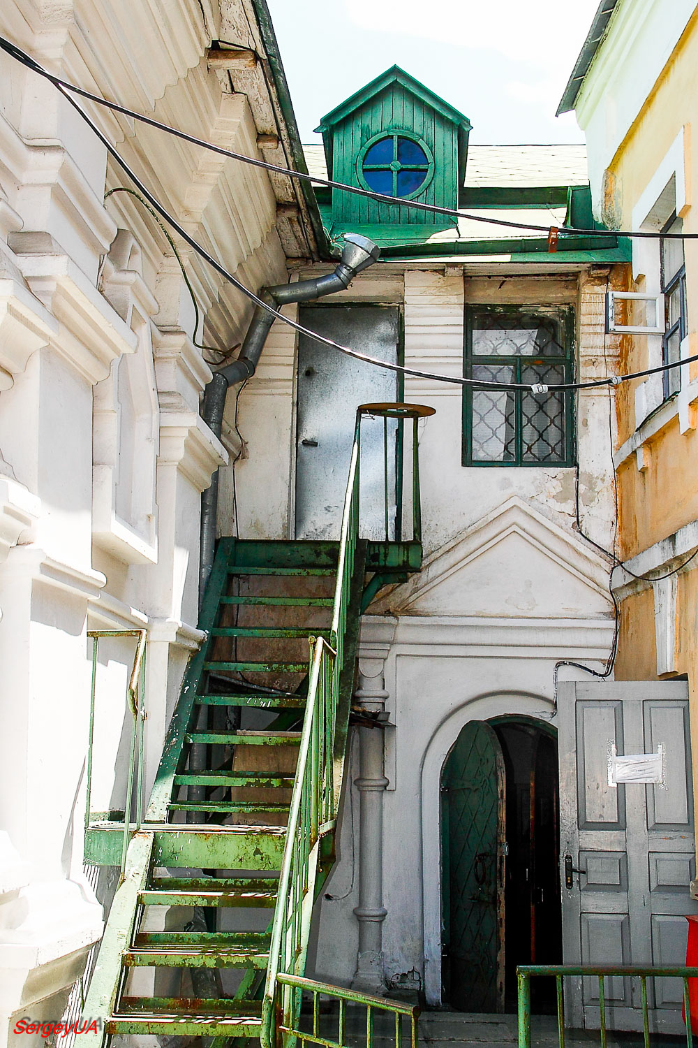 Киев, Лаврская улица, 9 корп. 25