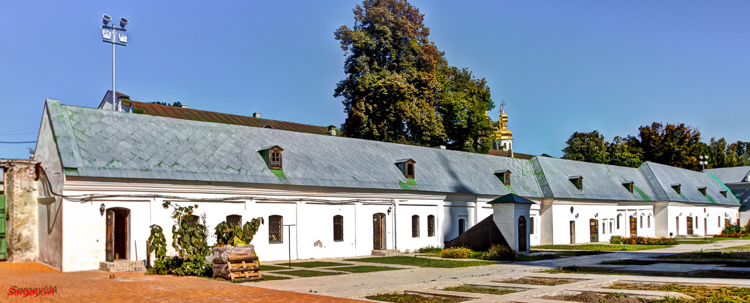 Киев, Лаврская улица, 9 корп. 21
