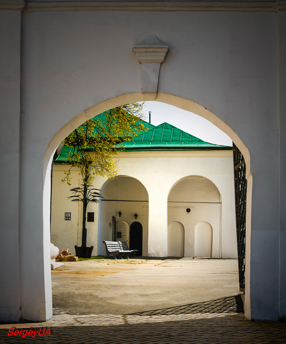 Киев, Лаврская улица, 9 корп. 1