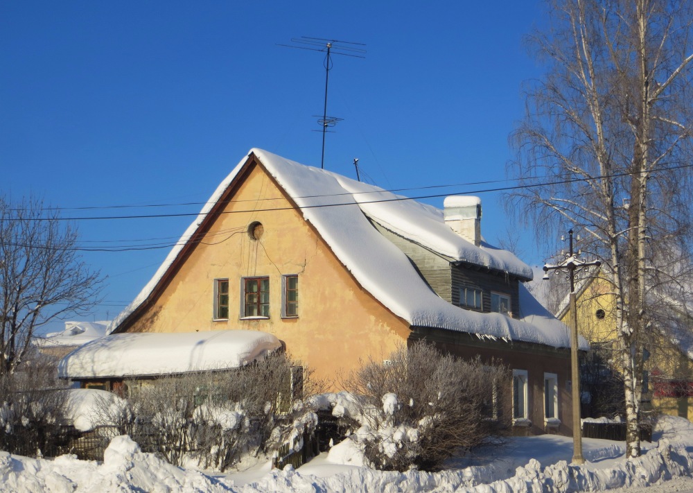 Краснотурьинск, Улица Карла Маркса, 15