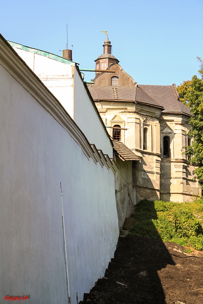 Киев, Лаврская улица, 9 корп. 83