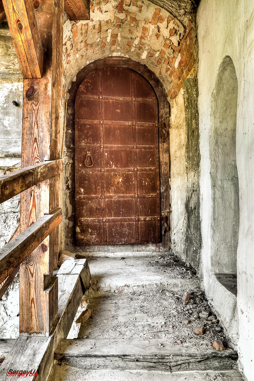 Киев, Лаврская улица, 9 корп. 83