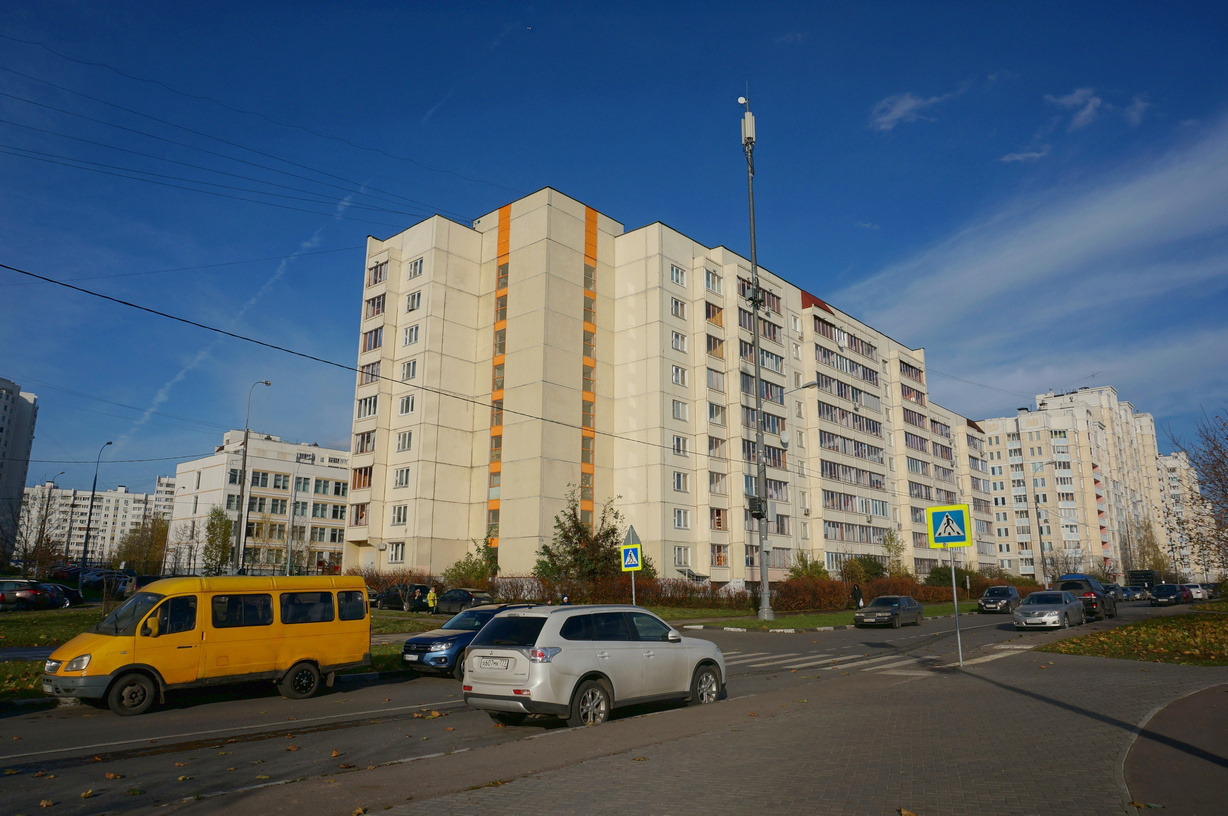 Москва, Улица Адмирала Руднева, 16