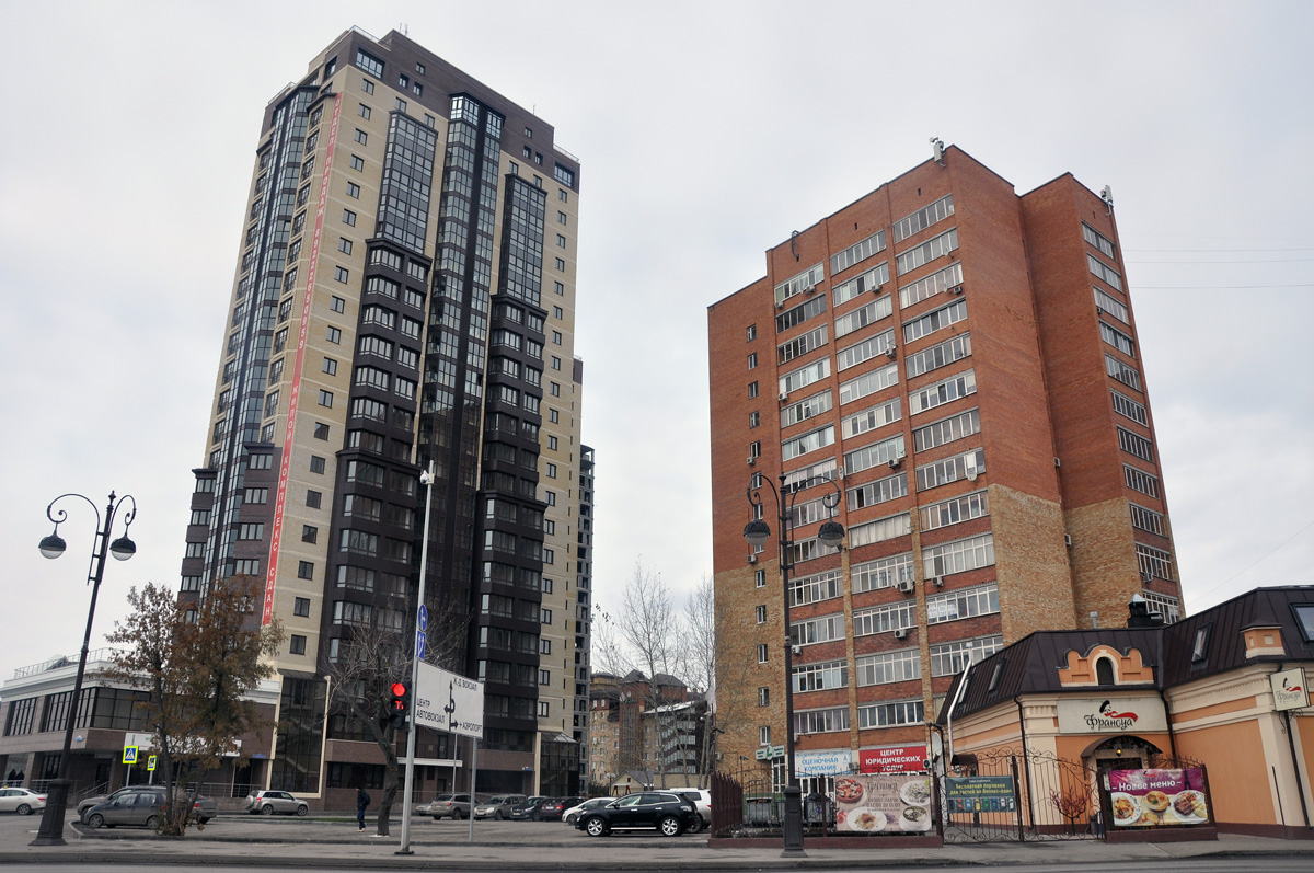 Тюмень, Первомайская улица, 44 корп. 2; Первомайская улица, 50/3; Первомайская улица, 50