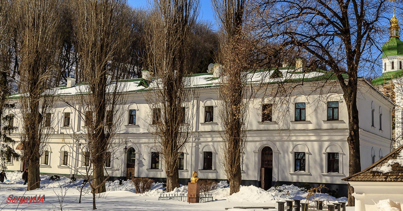 Киев, Выдубицкая улица, 41В