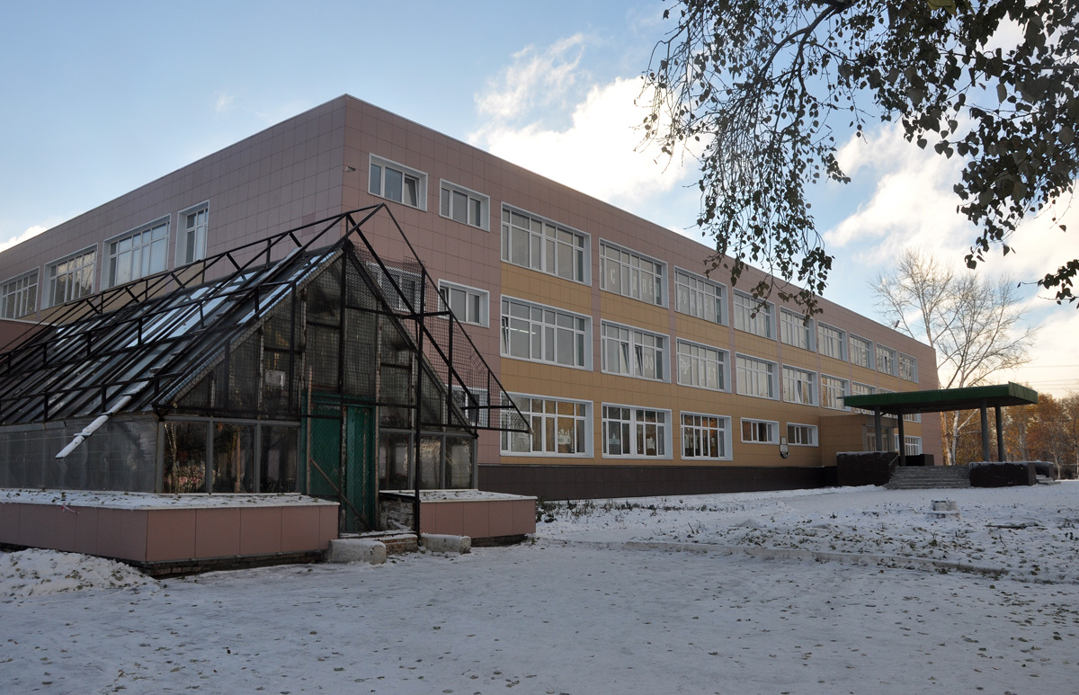 Омск, Улица Молодова, 12