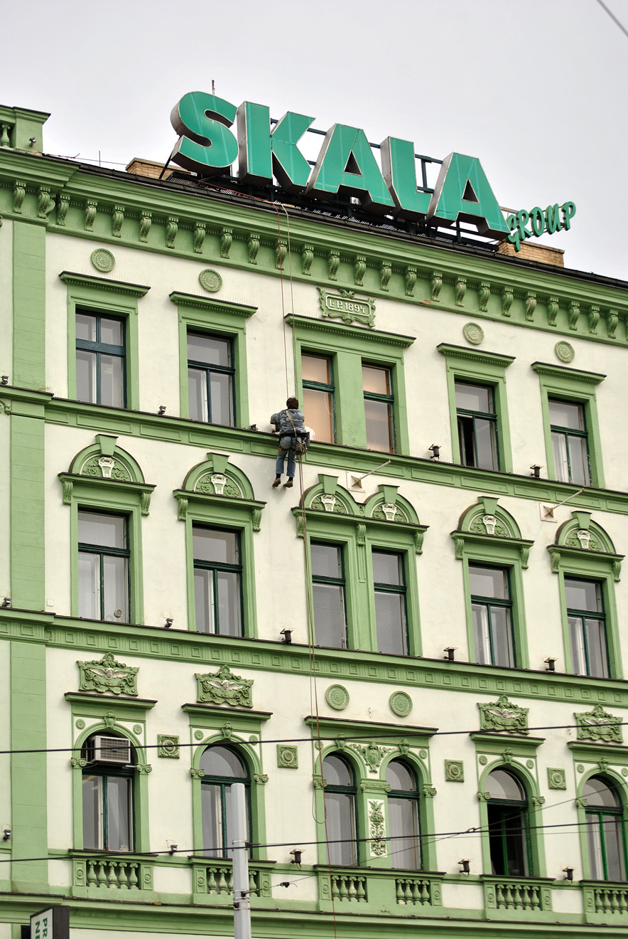 Прага, Seifertova, 9