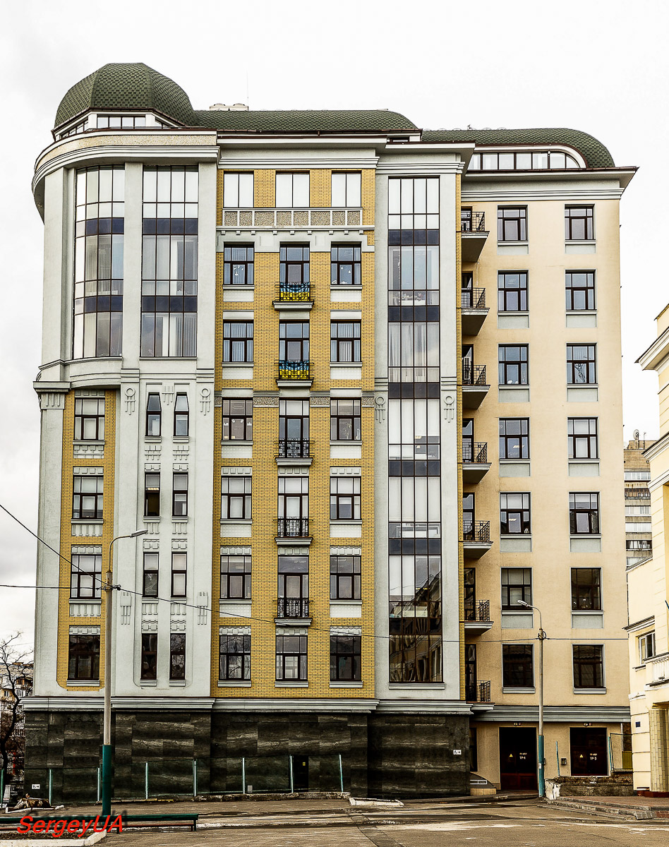 Киев, Жилянская улица, 48