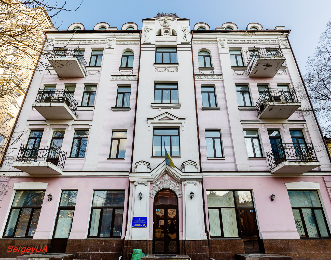 Киев, Жилянская улица, 108