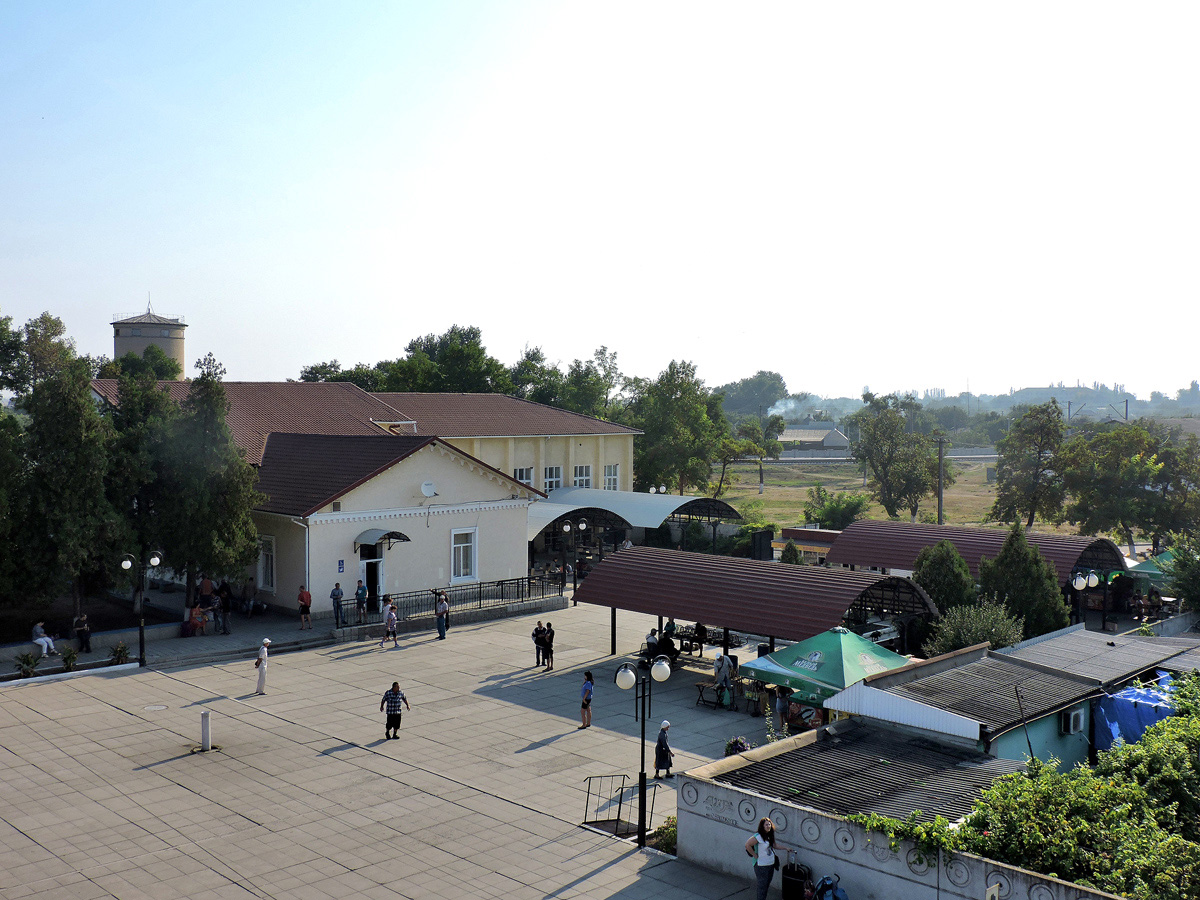 Novooleksiyivka, Вокзальная улица, 6