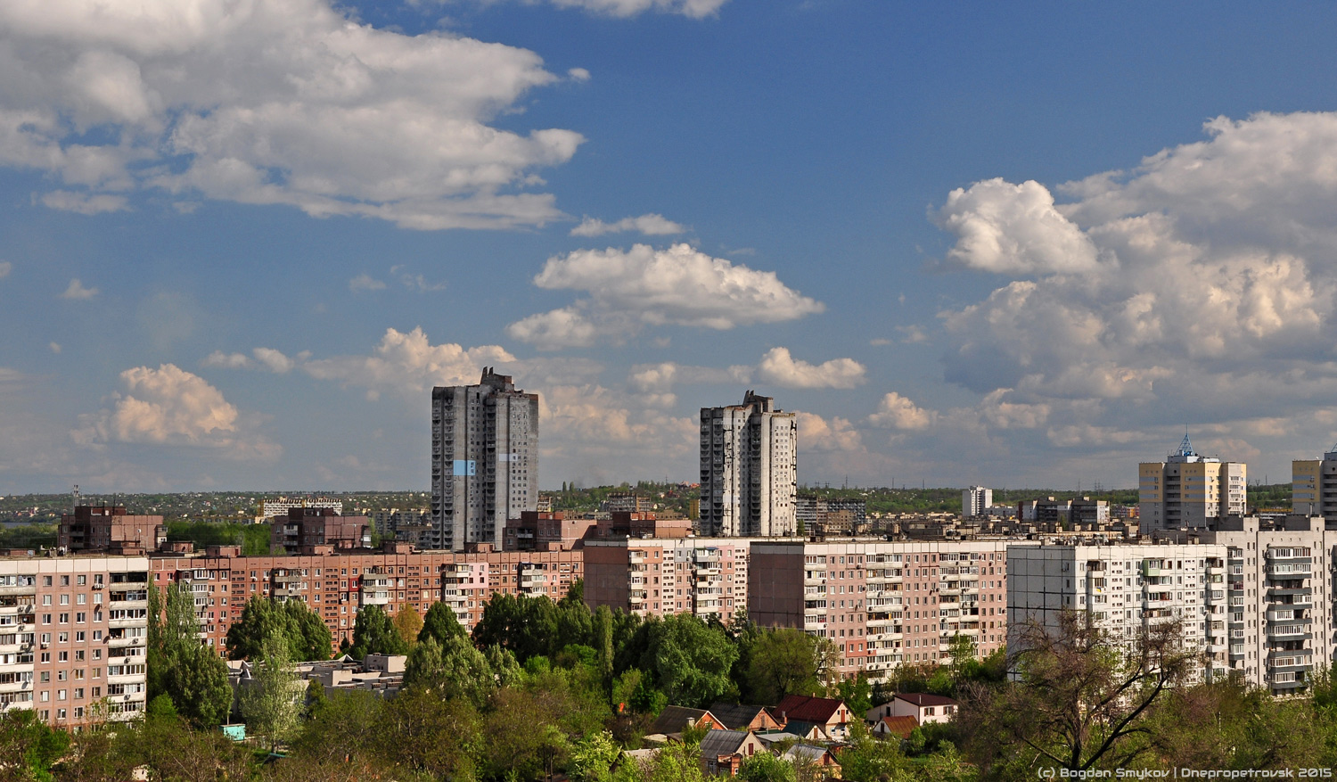 Дніпро, Мандрыковская улица, 167; Мандрыковская улица, 171; Мандрыковская улица, 220; Проспект Героев, 1Б; Проспект Героев, 1