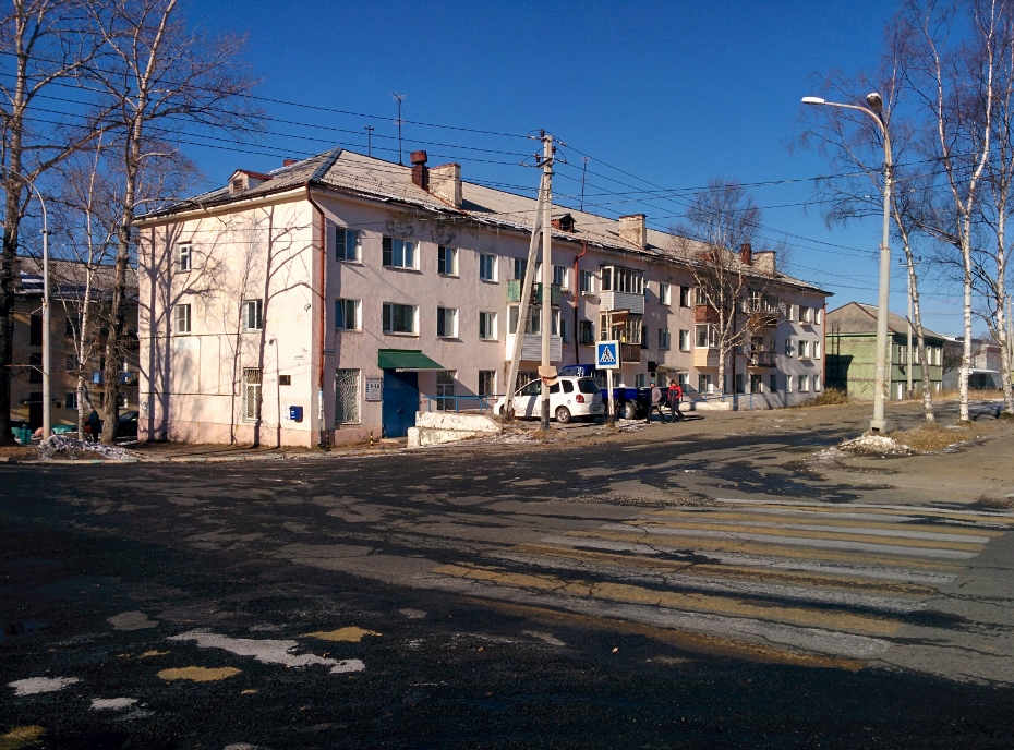 Советская Гавань, Улица Гончарова, 11 / Киевская улица, 27