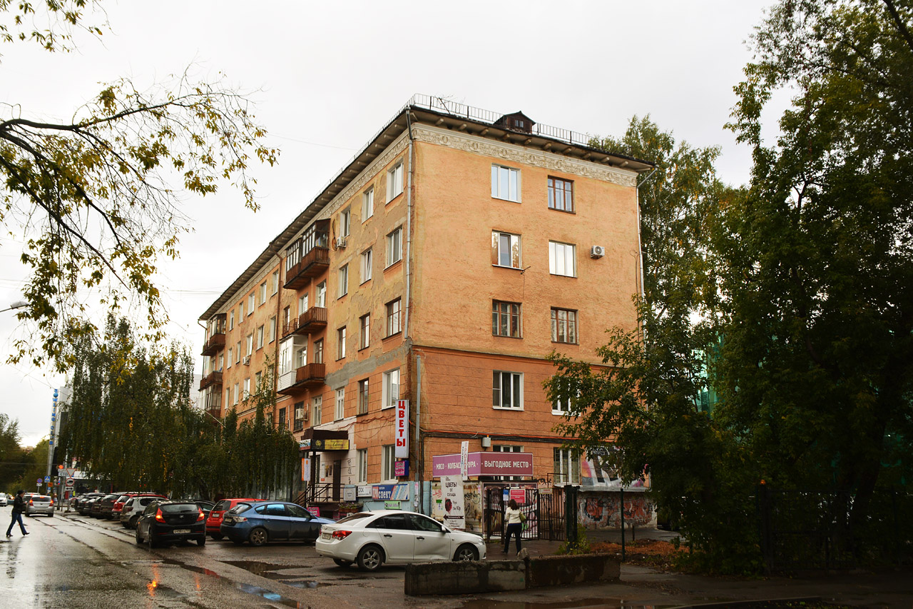 Пермь, Комсомольский проспект, 56