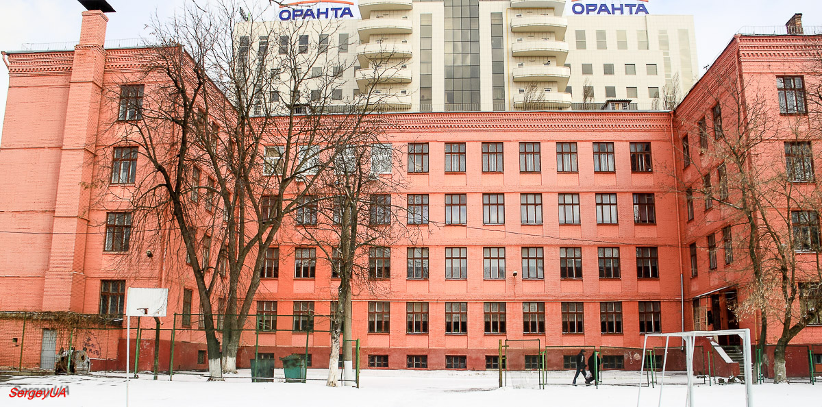 Киев, Жилянская улица, 75