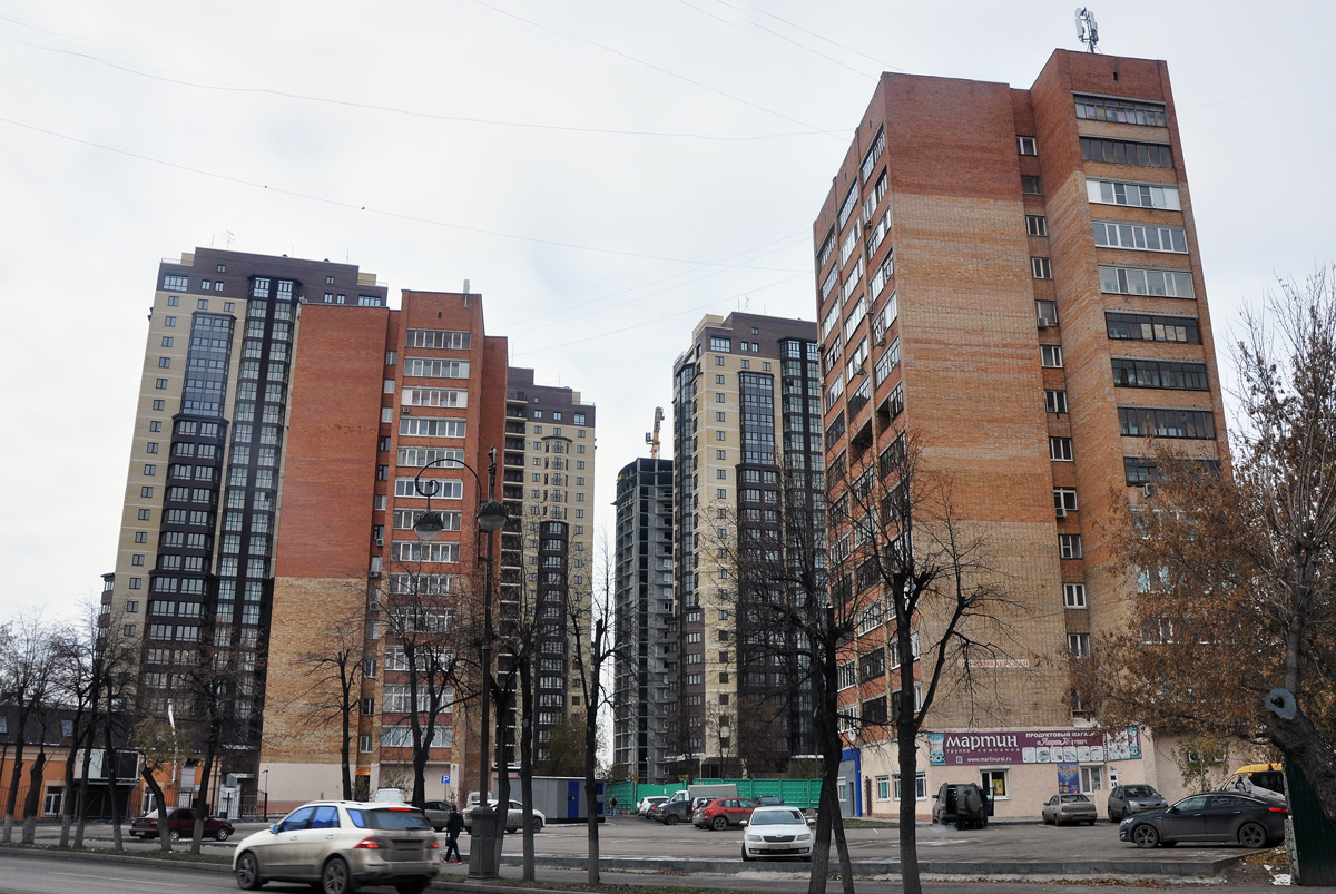 Тюмень, Первомайская улица, 44 корп. 2; Первомайская улица, 44; Курганская улица, 1 стр; Первомайская улица, 50/1; Первомайская улица, 50/2