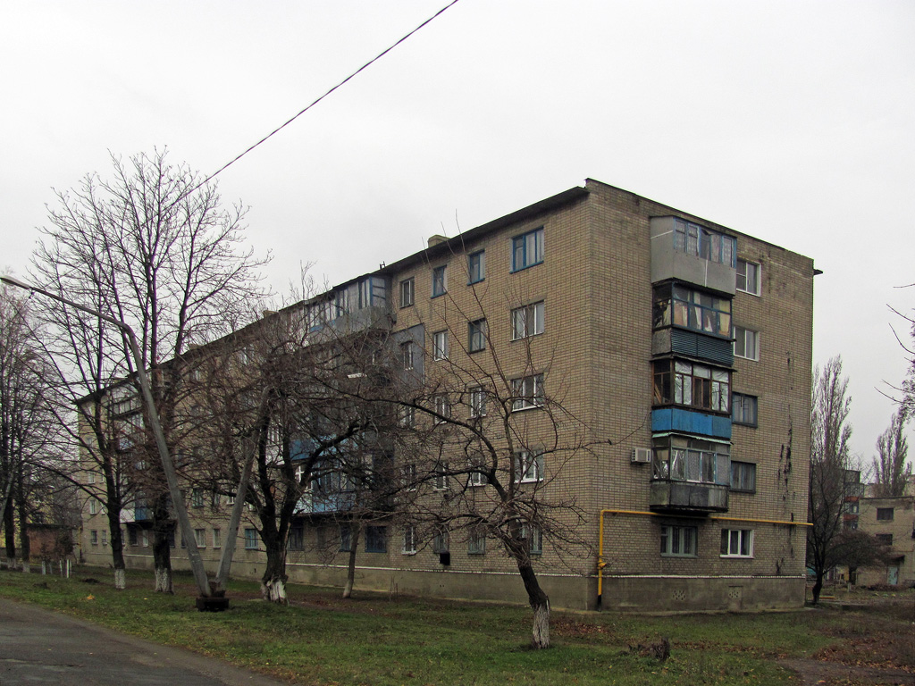 Попасная, Улица Суворова, 21