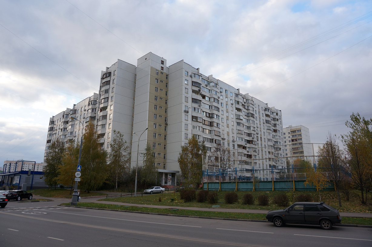 Москва, Улица Адмирала Лазарева, 52