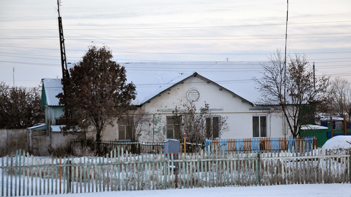 Калачинский район, прочие н.п., с. Ивановка, Железнодорожная улица, 1