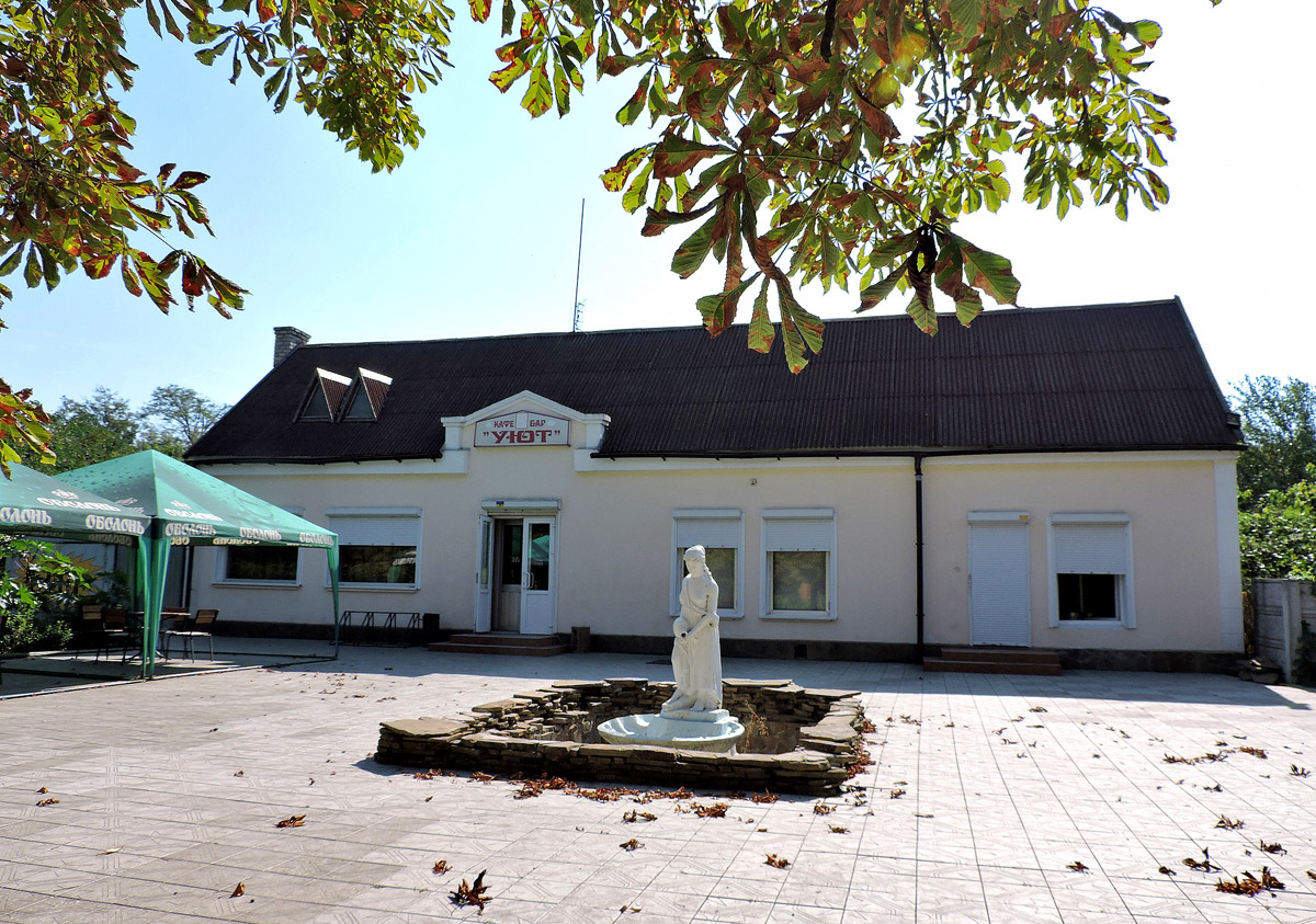 Аскания-Нова, Соборная улица, 6