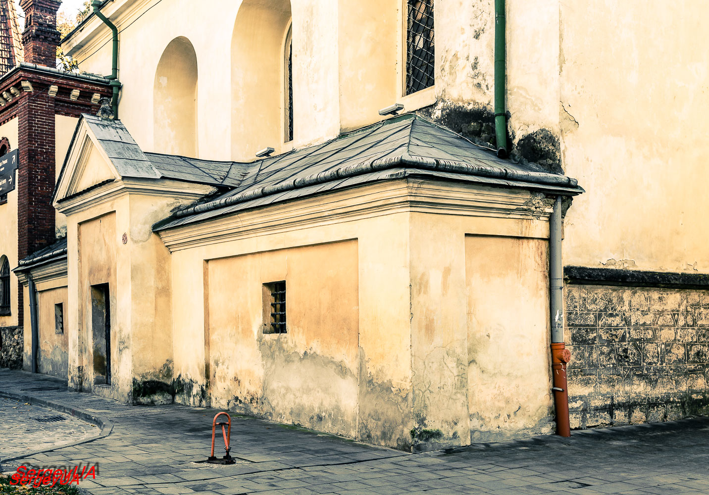 Львов, Улица Снежной, 2