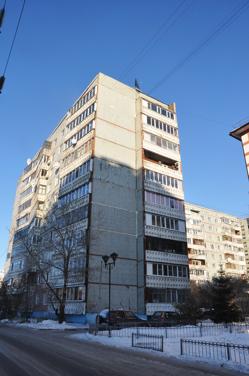 Омск, Улица 20 лет РККА, 10