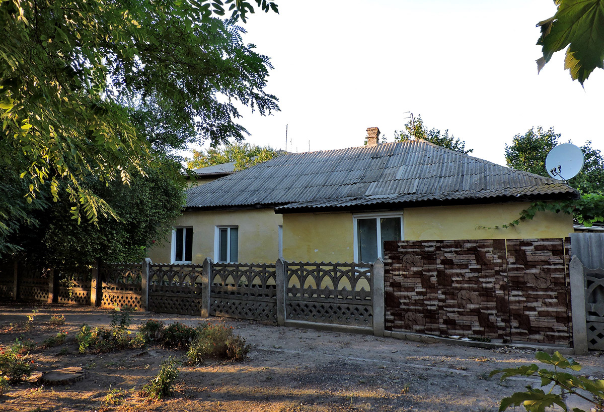 Novortoyits'ke, Улица Гагарина, 24