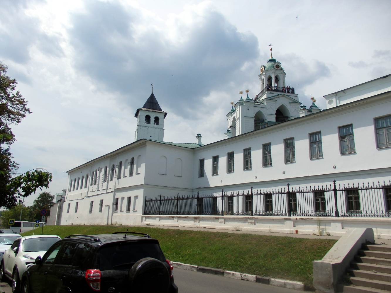 Ярославль, Богоявленская площадь, 25 Семинарский корпус