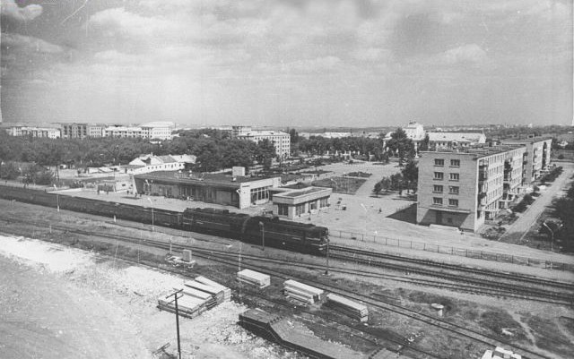 Попасная, Площадь Героев, 1; Площадь Героев, 2; Площадь Героев, 3; Площадь Героев, 4. Попасная — Исторические фото