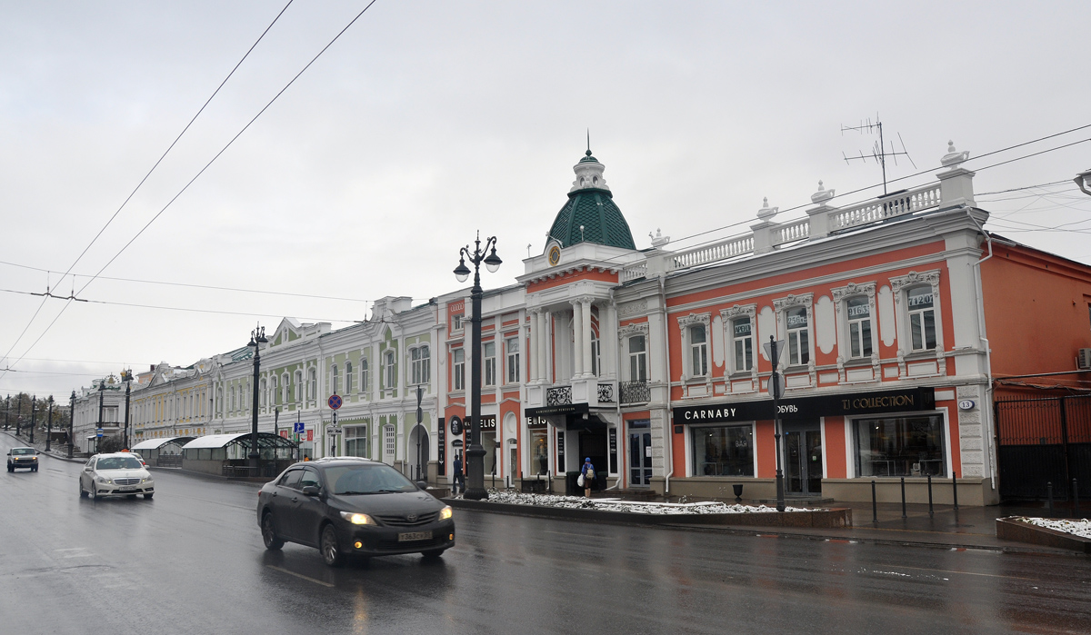 Омск, Улица Ленина, 13; Улица Ленина, 11; Улица Ленина, 9; Улица Ленина, 7 / Улица Карла Либкнехта, 8