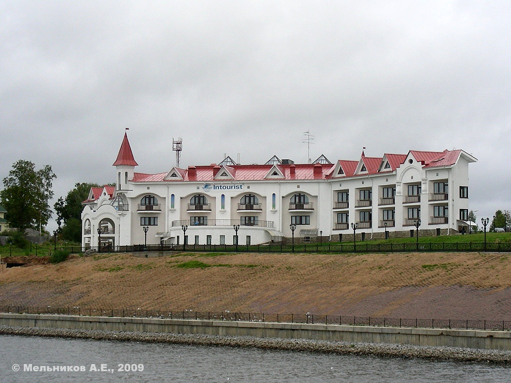 Углич, Улица Островского, 7