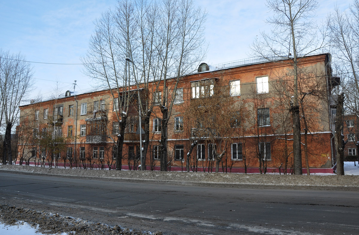 Омск, Улица 20 лет РККА, 175