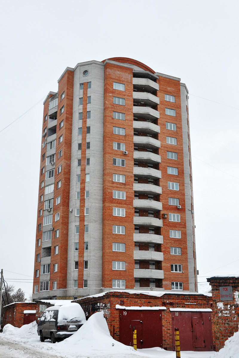 Омск, Улица Масленникова, 203/1